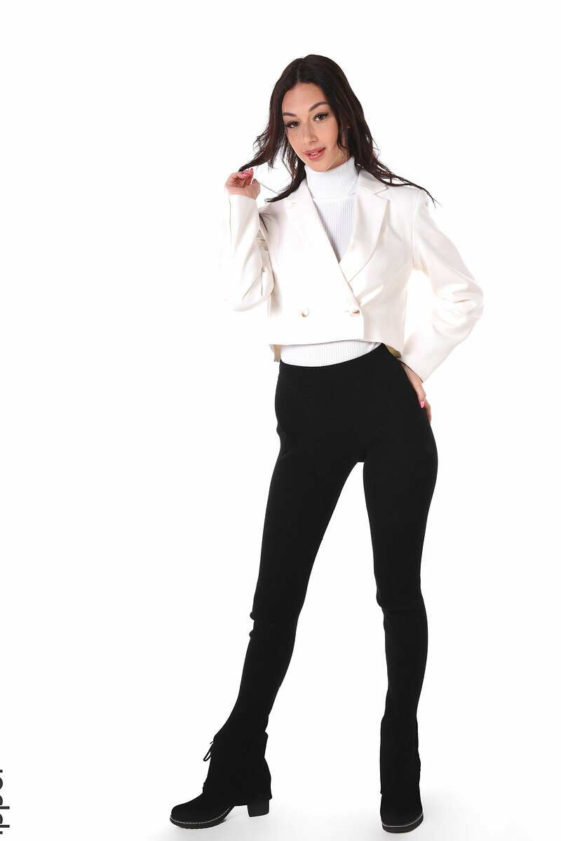 Иоланта, 18 лет, 3 размер груди